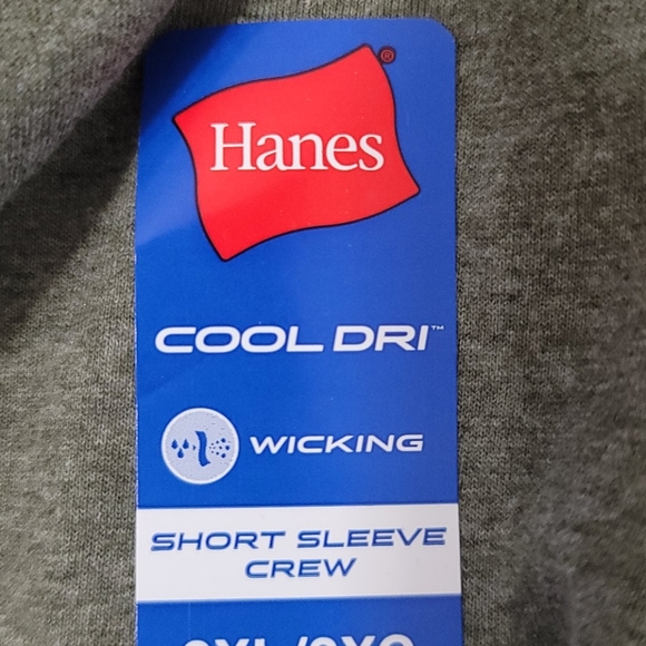 💕 NWT Hanes Crewneck Men's T-Shirt Green Luck Heather - Picture 6 of 6